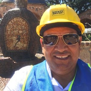 Meet your Posher, Juan